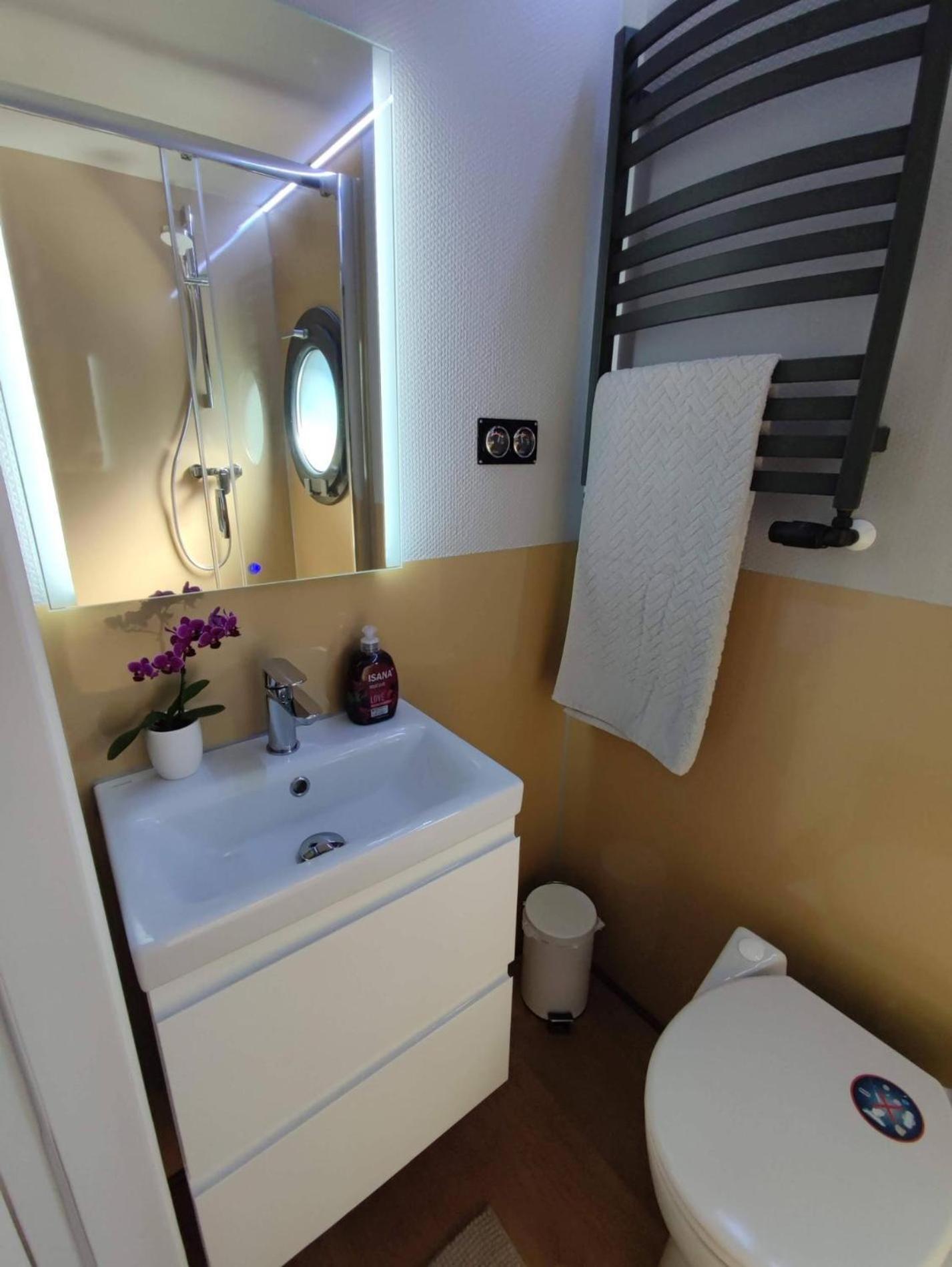 Wasserapartment Cityport - Schwimmende Apartment